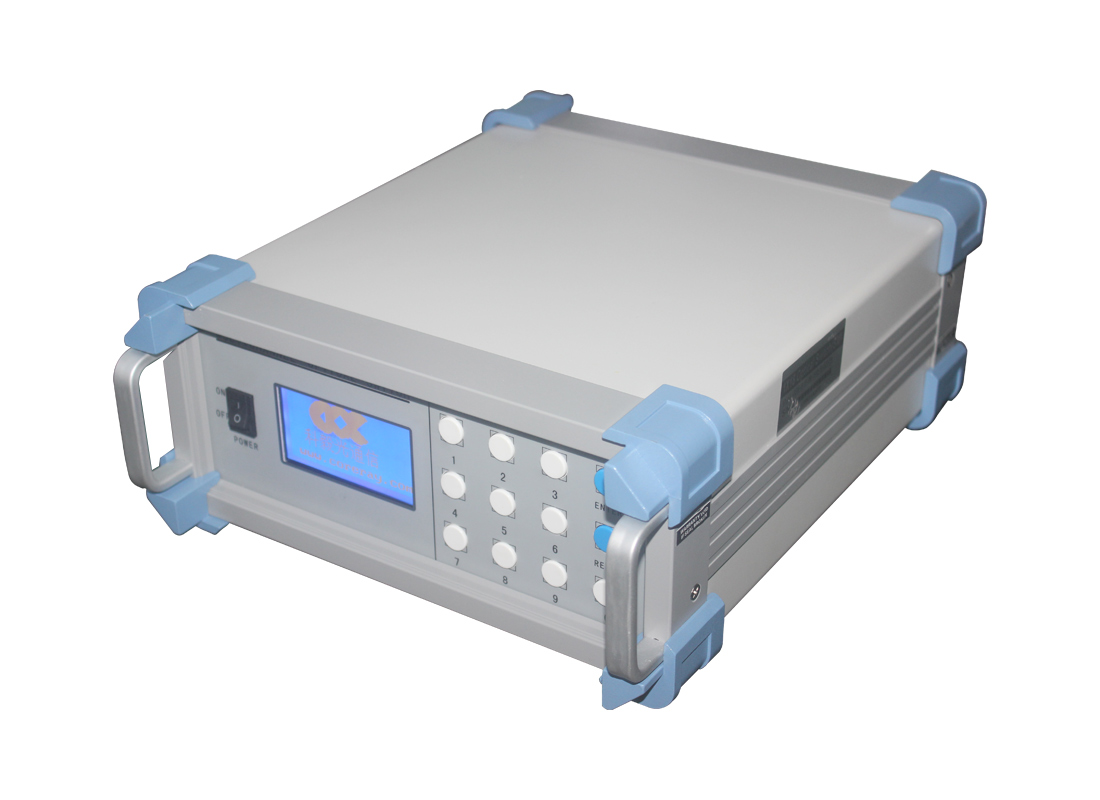 1×32臺式保偏光開關 - 廣西科毅光通信