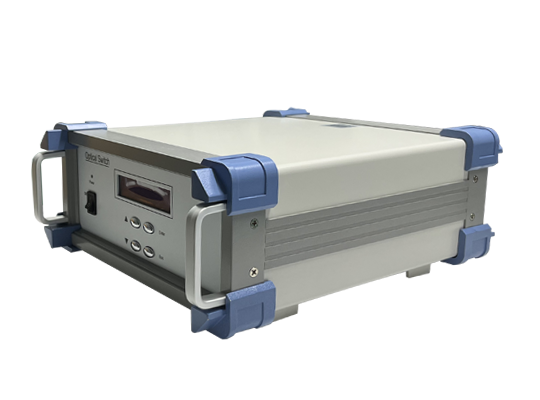 1×8 臺式保偏光開關(guān) - 廣西科毅光通信