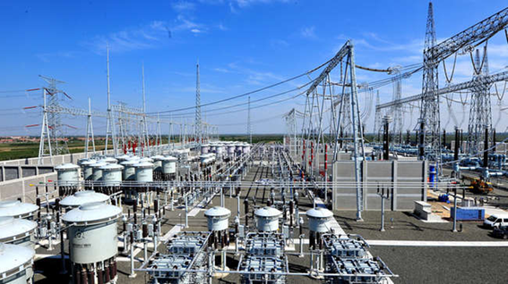 國(guó)家電網(wǎng)特高壓變電站極端環(huán)境實(shí)拍圖 國(guó)家電網(wǎng)特高壓變電站極端環(huán)境實(shí)拍圖