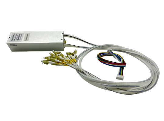 機(jī)械式4-1X6光開(kāi)關(guān)產(chǎn)品圖 - 廣西科毅光開(kāi)關(guān) 機(jī)械式4-1X6光開(kāi)關(guān)產(chǎn)品圖 - 廣西科毅光開(kāi)關(guān)